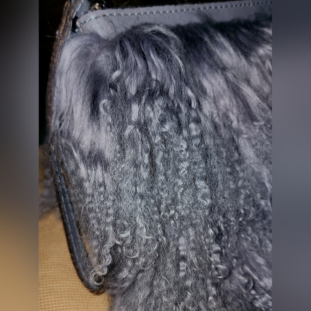 PATRICIA NASH Real LAMB WRISTLET - Picture 9 of 10